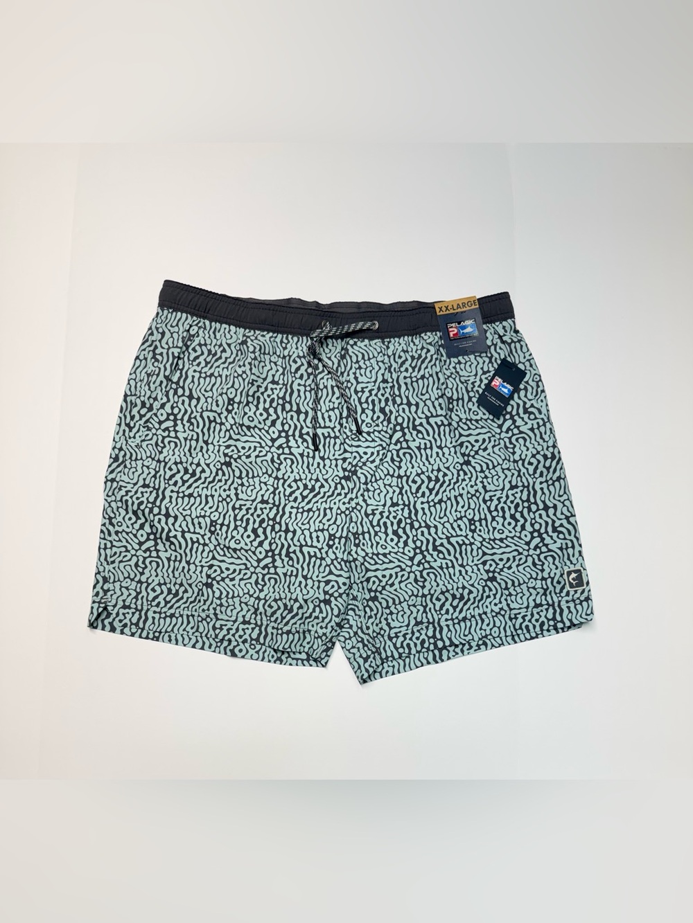 Pelagic Leiday Elastic Lined 17" Shorts Mens XXL Blue Printed Retail $70.00 NWT